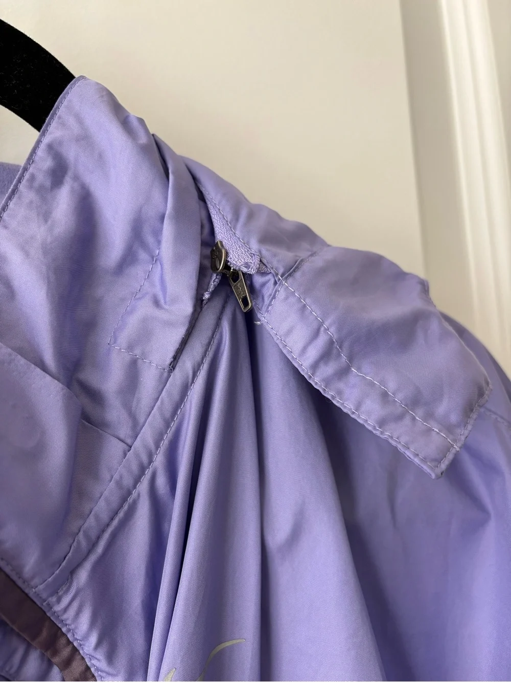 Nike Women's Lavender & Plum Lightweight Windbreaker Jacket